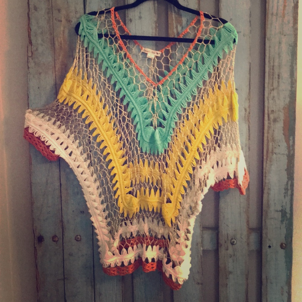Knit top w/earrings